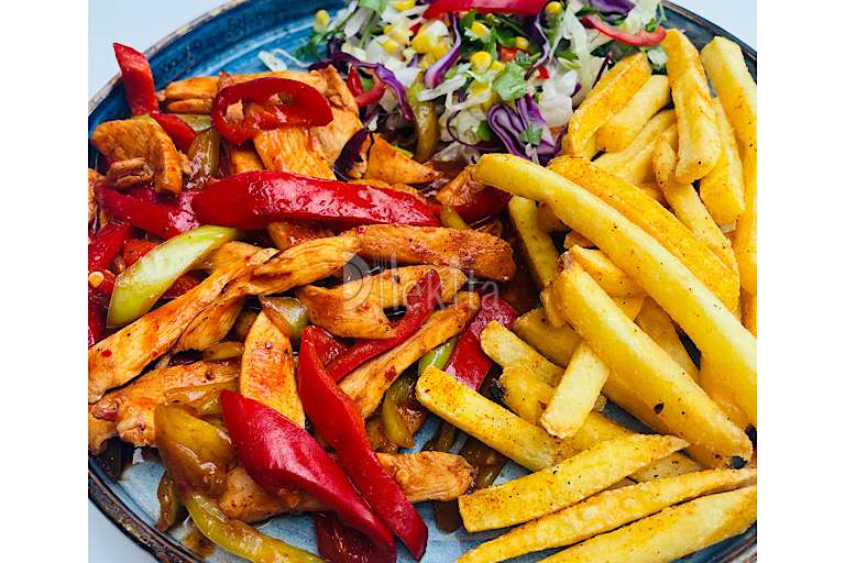 Acı Soslu Tavuk () @İskele Cafe & İzmir Lokmacısı