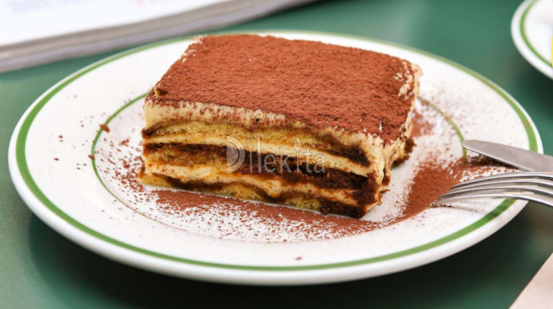 Tiramisu () @Vakkorama Cafe